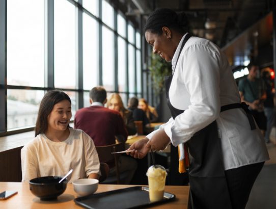 best places to eat at boston logan airport