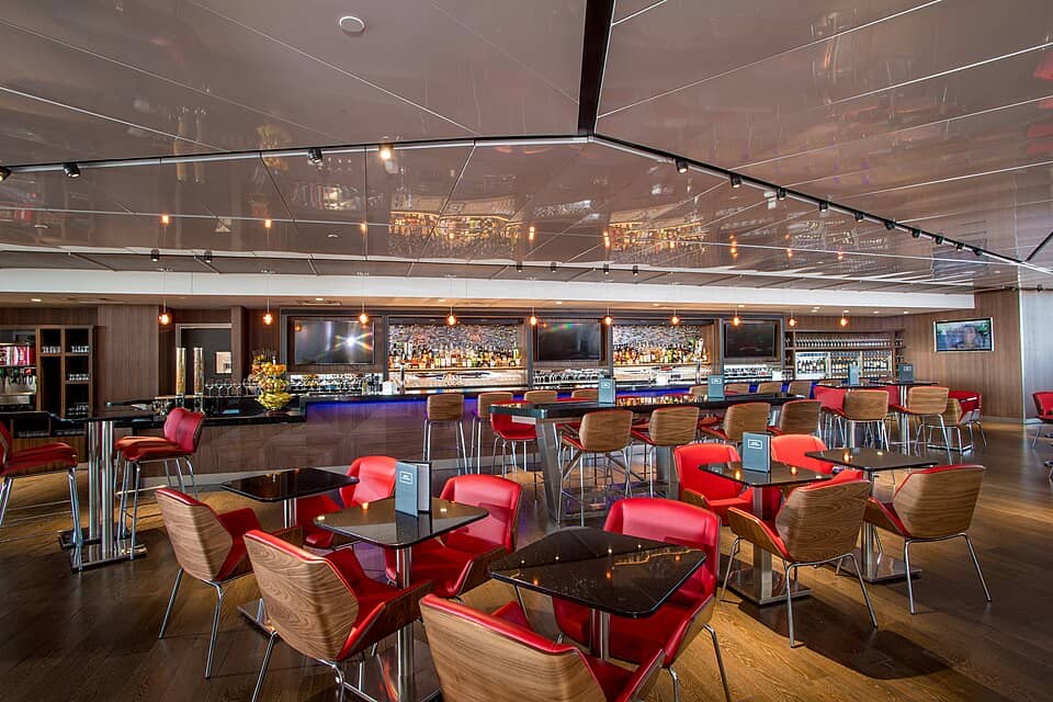 Top airport lounges in boston logan airport