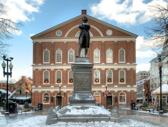 Top 10 Winter Destinations in Boston for Families and Tourists
